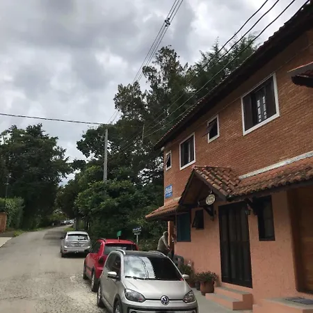 Apduda 02 Para Familia Quarto Duplo Monte Verde  Exterior foto