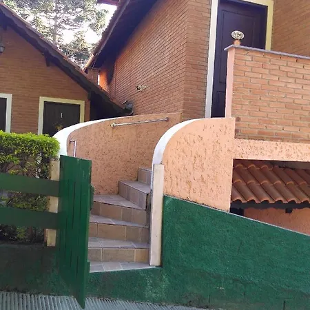Apduda 02 Para Familia Quarto Duplo Monte Verde  Exterior foto